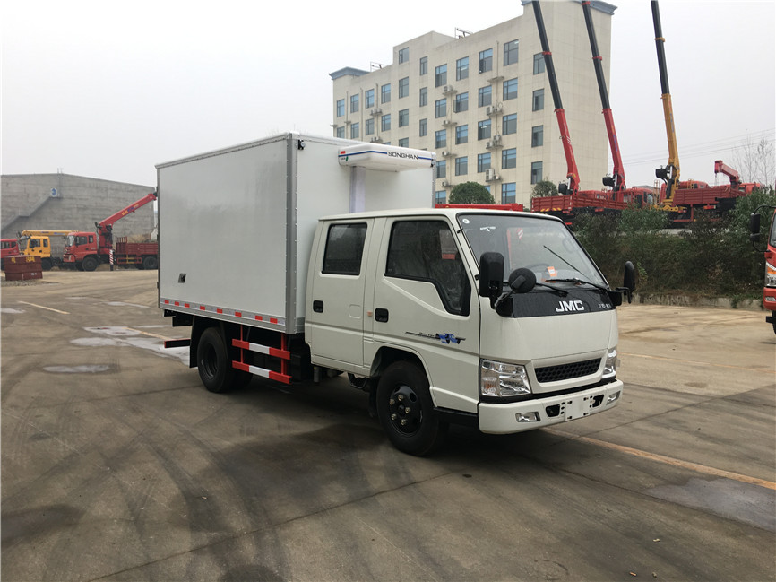 江鈴順達(dá)雙排 3.2米冷藏車